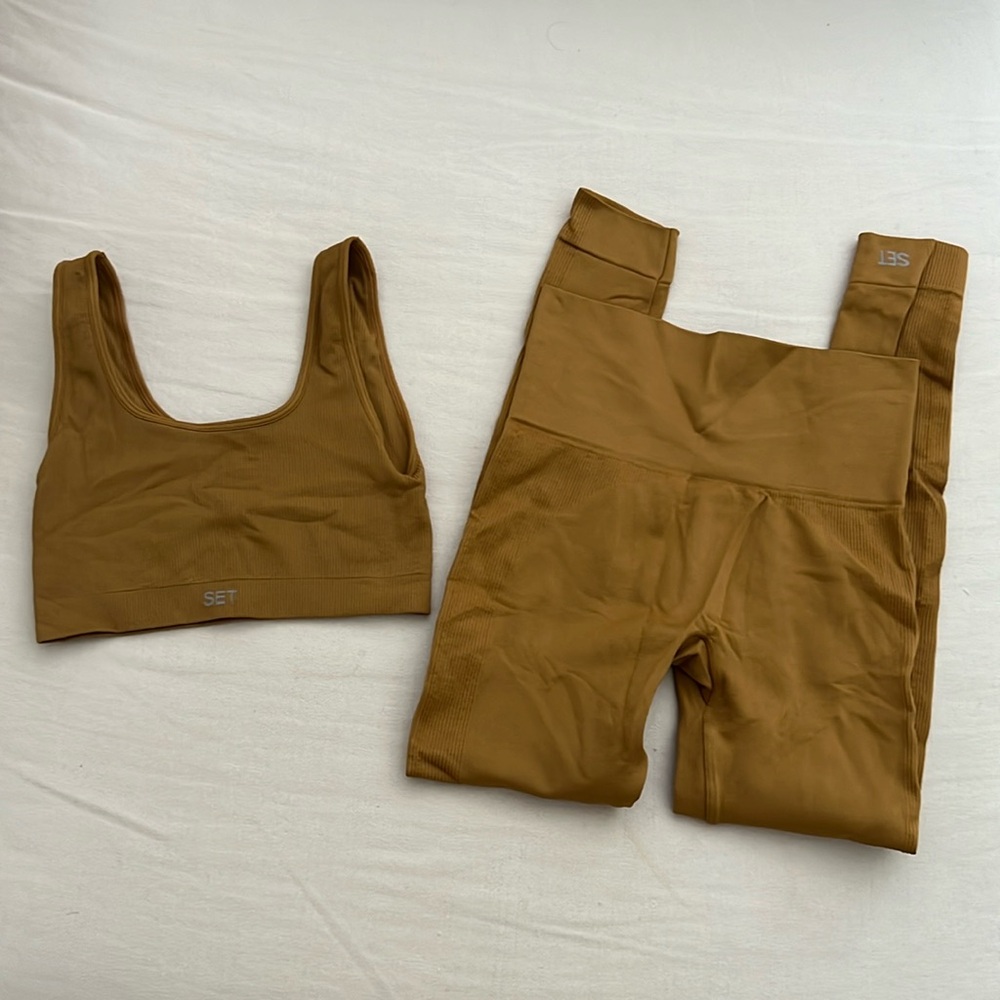 Set Active Bra and Leggings Set ☀️ Both Size XS